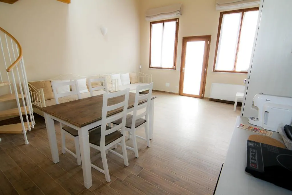 Agriturismo Cascina della Fontana Lodi 0*,
